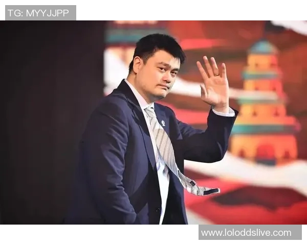 姚明新官宣引发热议球迷期待他在篮球界的新角色与贡献