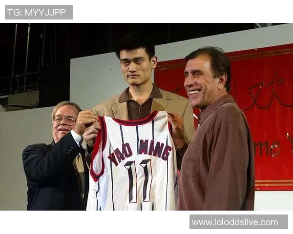 姚明扩球：从篮球巨星到全球体育文化的桥梁与推动者