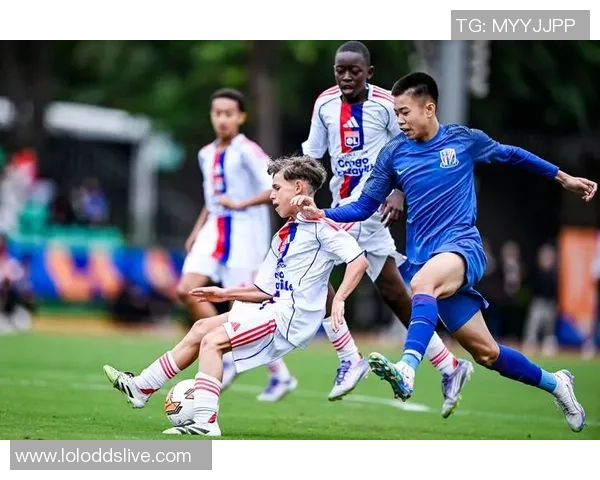 国王杯精彩对决里昂狂胜巴萨6比2全场沸腾瞬间回顾 国王杯精彩对决里昂狂胜巴萨6比2全场沸腾瞬间回顾