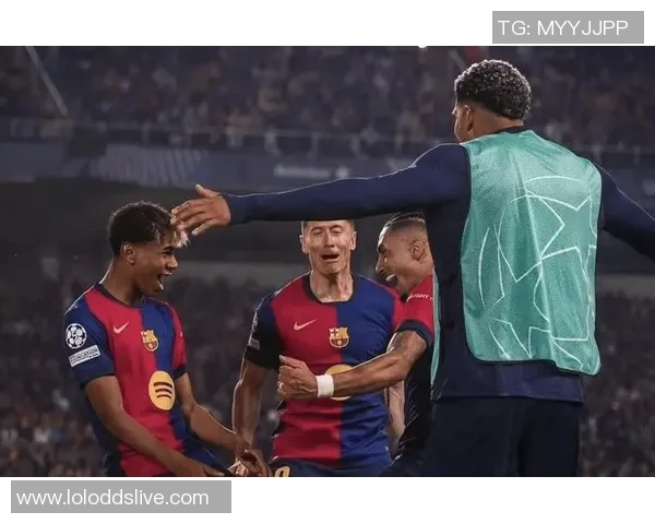 友谊赛精彩回顾：多特蒙德轻取巴萨乌龙球引发全场欢呼