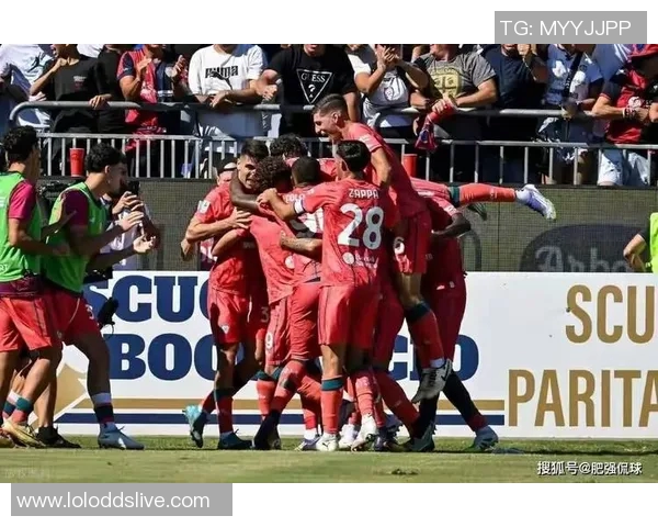 国米友谊赛大胜波尔图红牌事件引发全场热议与激情 国米友谊赛大胜波尔图红牌事件引发全场热议与激情